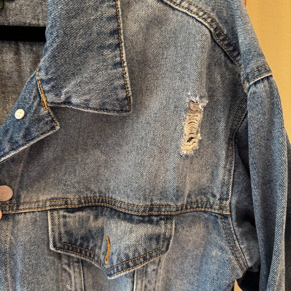 Wild Fable Oversized Distressed Denim Jacket - Picture 7 of 7